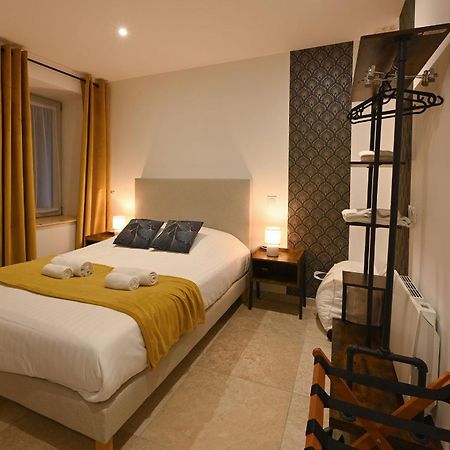 Hotel De La Croisee Poncin Εξωτερικό φωτογραφία