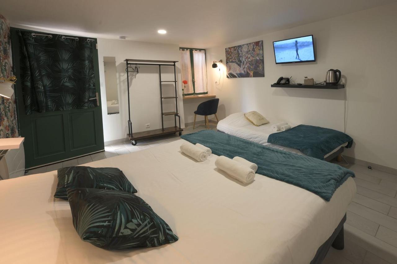 Hotel De La Croisee Poncin Εξωτερικό φωτογραφία