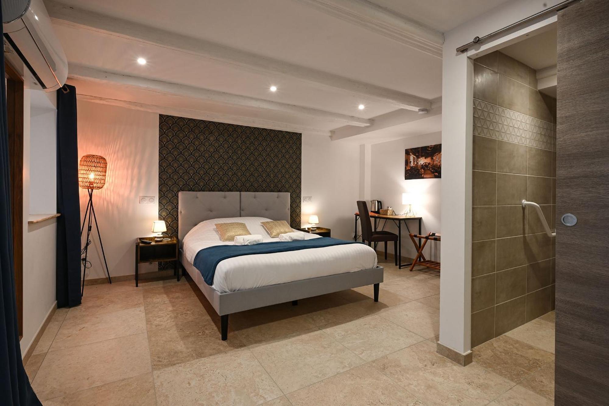 Hotel De La Croisee Poncin Εξωτερικό φωτογραφία